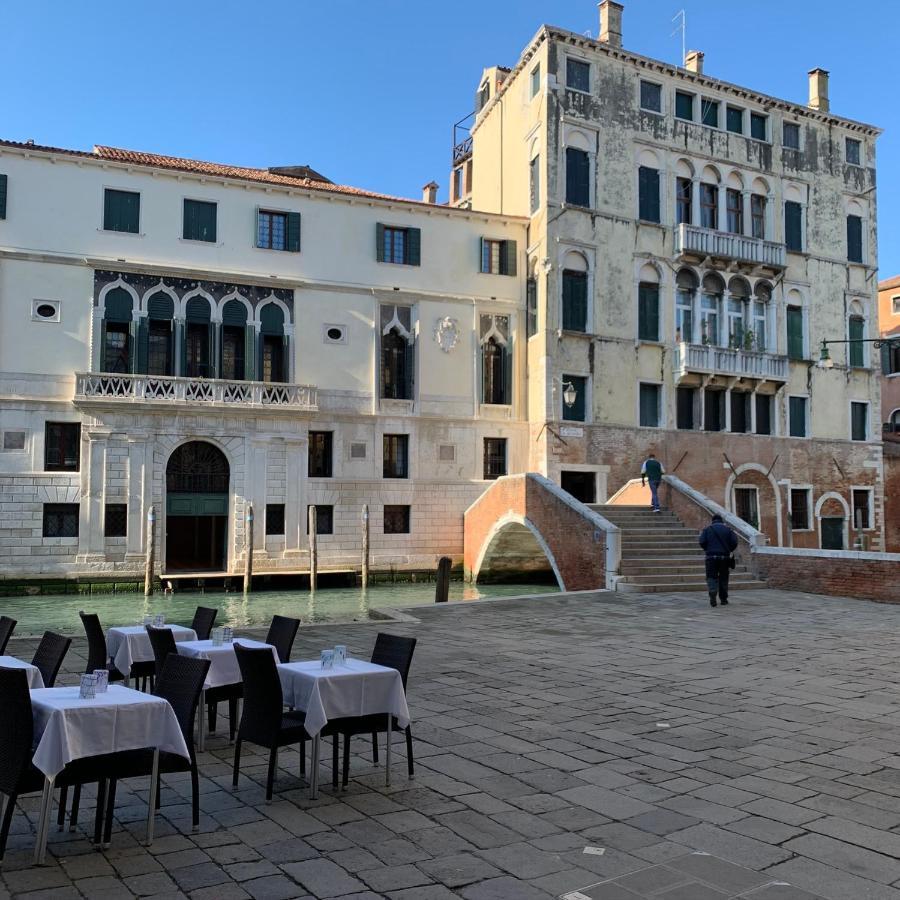 Charme Holidays Venesia Bagian luar foto